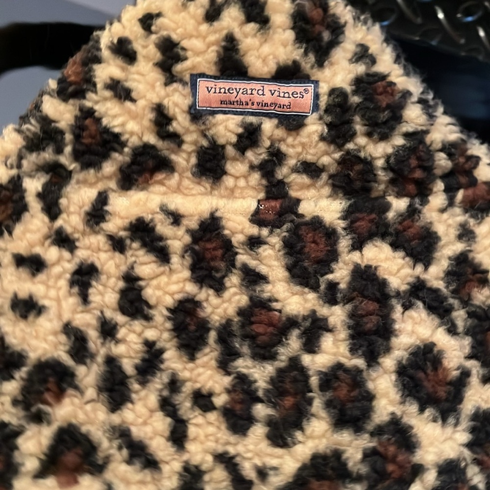 Vineyard Vines Shep Shirt supershep Leopard Print XL fleece half zip *NEW* - Picture 5 of 6